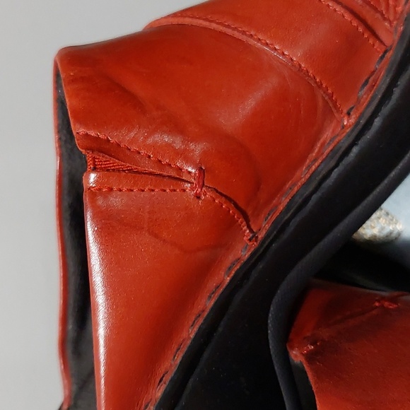 Clark's Leather Slip On Shoes Clogs Size 6 M - Picture 3 of 13